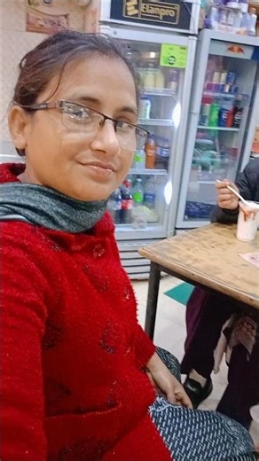 आंख में डाल दोगे क्या 😂