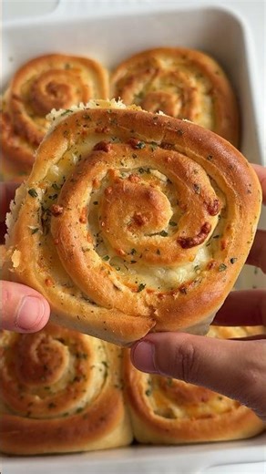 I Made the Perfect Cheese Garlic Rolls 🧄🧀