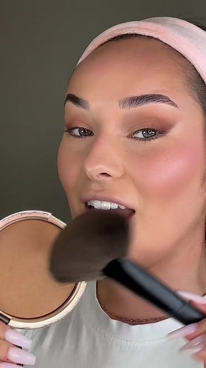 Creepy Neighbor Makeup Storytime | Scary Story While Doing Makeup