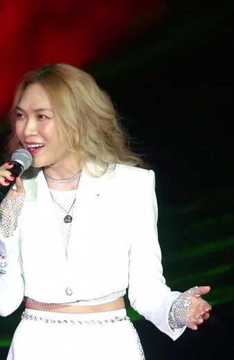 Mình yêu Tâm có trời đất biết ... #mytam #alwaysmytam #mytamofficial #mytamlive #mytamsinger #henuoctuhuvo #henuoctuhuvomytam #triam #showbiz #nghesi