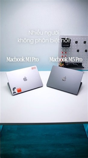 Why Apple Refuses to Redesign the MacBook v1