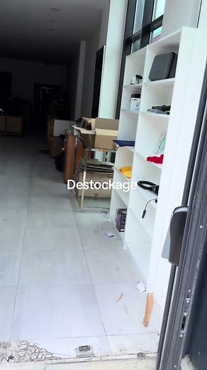 Destockage grossiste : où trouver les meilleures offres