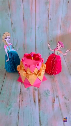 Carft Fusion on Instagram: "This is pure paper perfection! ✂️✨ The details, the colors, the creativity—totally stunning. 🤩 #DIYDecor #PaperArt #HandmadeMagic #CreativeVibes #ArtInspiration"