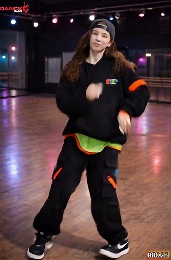 Top Hits Dance - Viral Tik Tok Dances For Girls #dance #bestdancer #hiphop