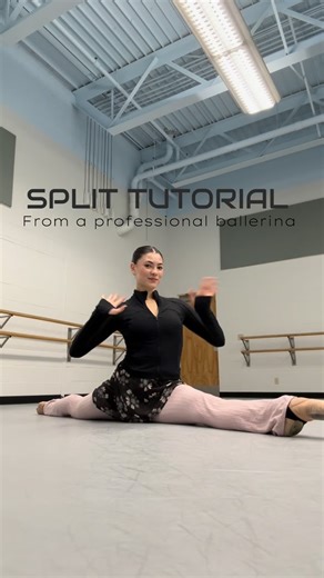 Natalie Taylor on Instagram: "Some of my favorites 🫶🏻🙂‍↕️ #ballet #ballerina #splits #flexibility #stretching"