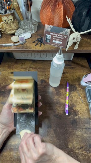 I made a waterfall for my Halloween journal. I know l've made these before, but I have a lot of new followers that may not have seen it. 😬👍🧡🖤🧡 | Miss Penny Whistle Art