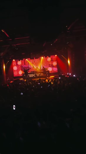 Zag je wat ze deden bij @TIKTAK #dj #femaledj #clubdj #festival