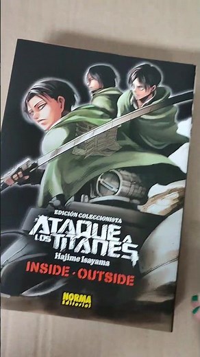 Ataque a los titanes.Guías inside y outside #manga #otaku #recommended #books #attackontitan