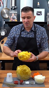 241K views · 6.3K reactions | Rețetă de Post: Dacă ți-e dor de gusturi simple, dar care ‘bat’ rețete complicate… asta e fix pentru tine  O mâncărică de cartofi cu varză acră care aduce gust și aromă în zilele de post. Îți vine să mănânci direct din cratiță. Ție cum îți place varza murată: în mâncare sau lângă?  #retetadepost #cartofisivarza #gustdepost #sefpaulconstantin | Șef Paul Constantin | Facebook