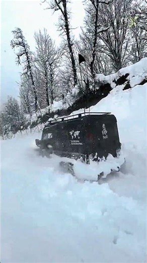 Can Your Car Really Drive Through Deep, Fresh Snow? ❄️🚗