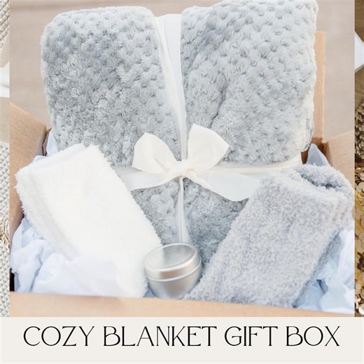 Personalized Cozy Blanket Gift Box: Plush Throw, Socks & Candle- Personalized Gift Note - Etsy