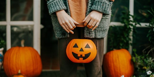 102 Scary Good Halloween Puns to Use at Your Costume Party