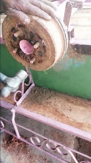 How to Remove a Stuck Brake Drum in Minutes – Quick & Easy Fix! 🔥#stickwelding #shortvideo #welder