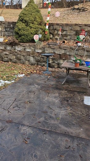 When cabin fever sets in, get out! After "resting" for 4 days straight because that's all I could do. All extra energy was used to keep up my energy, take meds, move from bed to couch & keep the house not so bad. Yesterday was my first human day & moving actually hurt, but moving was the best medicine. Fresh air, a short 24min walk. Wow! What a difference. So today should actually be a little warmer, 🤞50°. Can't wait to make it a 30min walk outside today! | Robyn Kidd-Sharrer Hanzl