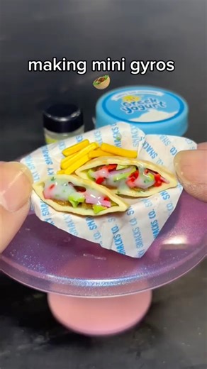 making mini gyros #mini #miniverseremix #miniverse | Lily Collects
