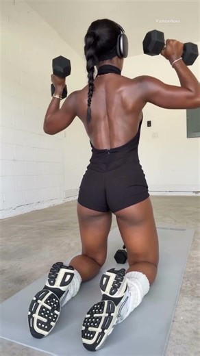 Build a V-SHAPE BACK at Home! Dumbbell Workout Routine for Women #shorts