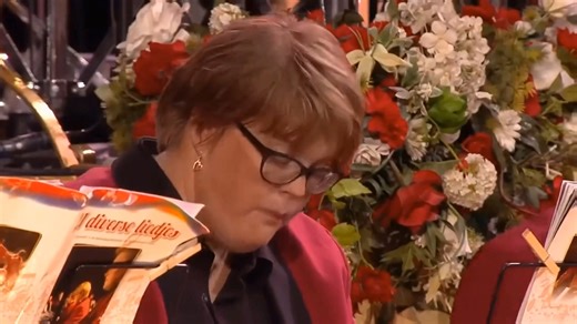 16K views · 844 reactions | Hallelujah Leonard Cohen - Andre Rieu - 2013鹿✨ | Amazing Music | Facebook