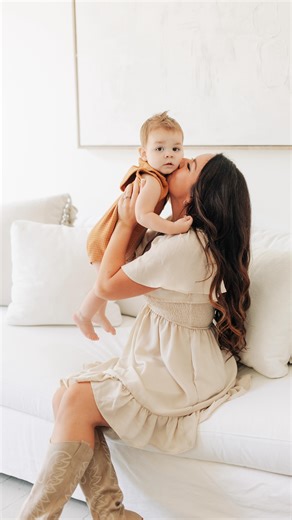 Jordan | Working Mom Life on Instagram: "✨Recapping my top 5 reels of 2025!✨ Coming in at number ONE with 5.3 MILLION VIEWS!🙌🏻 Also half of my brain just picked up and left with baby #2😅☠️ • 👉🏻Follow @livingwiththehansens for honest, relatable working mom content that makes you feel a little less alone❤️ Motherhood | Mom Life | Working Mom | Corporate Life | Mom Humor | Millennial Mom | Unfiltered • #Motherhood #momlife #mom #workingmoms"