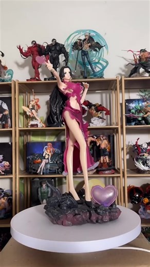 One Piece Radiant Empress Han Cook: Stunning GK Model