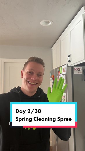 Kitchen Cabinet Cleaning: Spring Cleaning Day 2