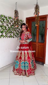 39 reactions | 1 month or 10 days makeup classes open byshaziajahangir | JS Salon | Facebook