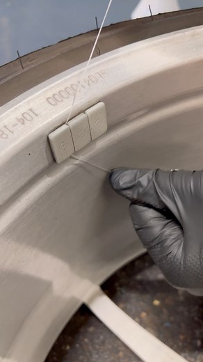 Nu suntem dentisti, dar folosim ata dentara pentru jantele care necesita extra atentie #anvelopero #anvelope #tireservice #tireservice #DidYouKnow #carenthusiast #carlovers #tireshop #wheels | Anvelope.ro