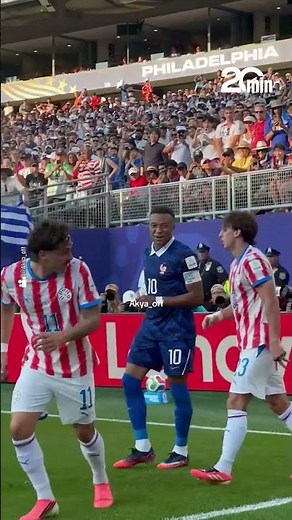 Mondial 2026 : Le sang froid de Kylian Mbappé face aux provocations du Paraguay