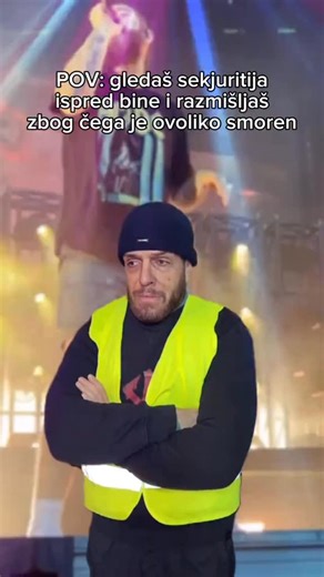 Vuk Vule Mihajlović on Instagram: "Neraspoloženko 😔"