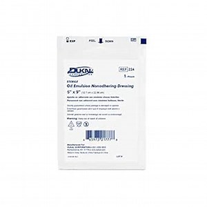 Dukal 224 Oil Emulsion Dressing, 5" x 9", Pack of 12