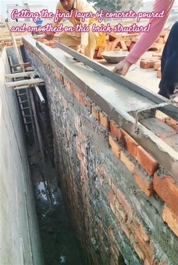 Concrete Lintel Installation: Professional Brickwork. #ConstructionLife #BuildingStrong