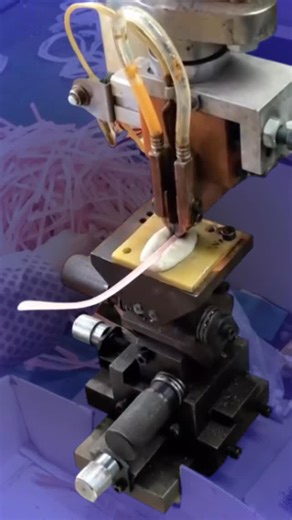 May Bai on Instagram: "Production Details: 🏭 Our factory team is precisely installing and securing the metal hinges to the temples of the glasses, ensuring perfect alignment and smooth opening and closing. 🔩✅ Each hinge is meticulously handcrafted using high-pressure, high-temperature mechanical processes. 👓✨ Your reliable eyewear manufacturer！ ✅ OEM/ODM Supported ✅ Low MOQ Available ✅ Custom Logos Welcome 📩 Feel free to contact us for more options! #eyewear #opticalframes #susoneyewear #sun