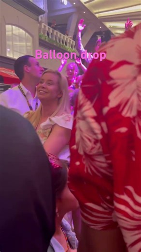 Balloon drop #royal Caribbean