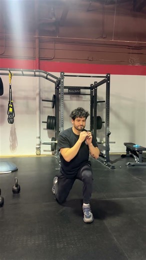 Alternating Lunge Jumps Movement