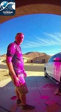 When a Quick Grab Turns Into Public Embarrassment