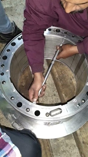 final assembly of the turbine guide bearing.