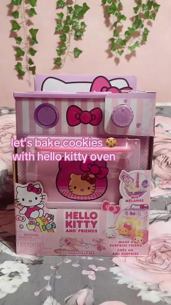 Baking Fun: Cookies with Hello Kitty