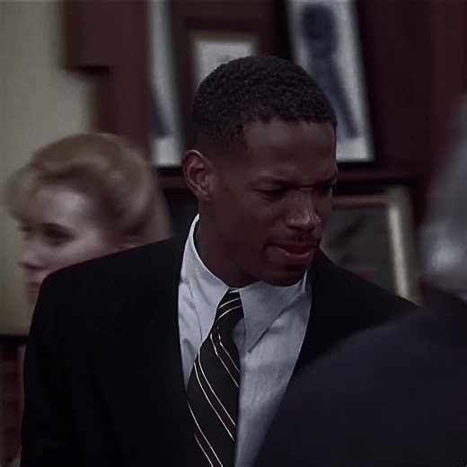 They don’t make men like this anymore 😍#fine #edits #90s #omarepps #marlonwayans