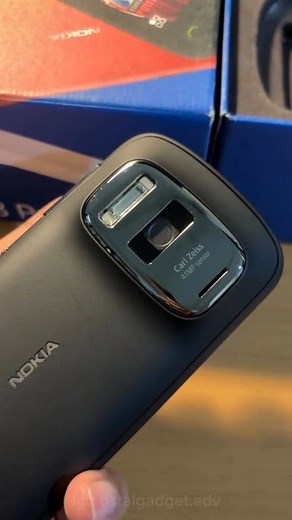 #Nokia | Sony Permium