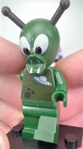 99 Nights in the Forest - WOLF VS POLAR BEAR VS ALIEN | Roblox LEGO Minifigures NBER911 #Shorts