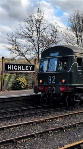 🚊 Class 101 DMU Heads out of Highley #railway #trains #shorts