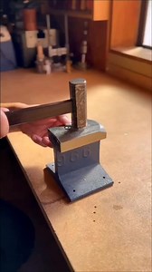 477K views · 2.4K reactions | I came up with a saw guide that allows fine adjustment of the angle漢蝹 #DIYWoodworking #woodworking #carpenter #furniture #carpenterking | Carpenter King | Facebook