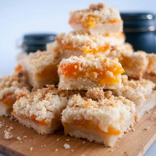 Apricot Crumble Squares