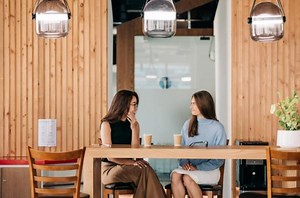 Contoh Dialog Bahasa Inggris 2 Orang di Sekolah dan Artinya | Englishvit.com