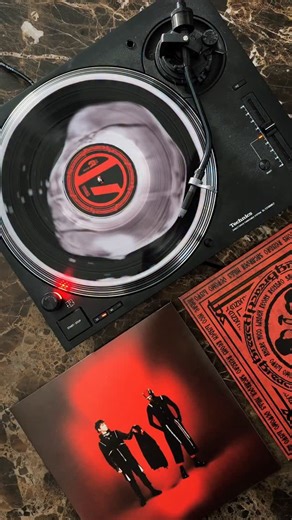 VAULT OPEN! @twentyonepilots Grammy-winning rock sensation’s 2025 album Breach gets pressed to black liquid filled LP via Bad World, link in bio! | Blood Records