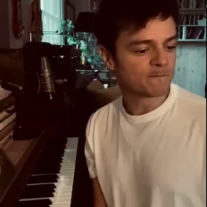 10K views · 940 reactions | Here’s a little bit of background on why I chose to revisit Christmas Don’t Let Me Down. (Also because I accidentally deleted my Instagram live from last Sunday) | Jamie Cullum | Facebook