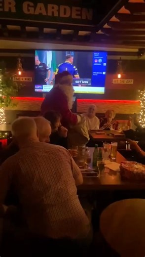 Glancys Bar on Reels