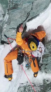 Italian🇮🇹 Climbers on the south face of Matterhorn 4478m. They climbed through a new route named "Una Follia per Adriana". Climbers are 1-@francoiscazzanelli 2-@jeromeperruquet 3-@marcofarina83 4-@tetostrad_ 📸 @funkyclimbing Contact for Rock climbing in Pakistan. 〽️Rock climbing 〽️Ice Climbing Fly to Pakistan 🇵🇰✈️ Experience 👣Karakoram with Baltistan Adventure Treks & Tours DM 📧 for more details 👇 Contact us at: 📲 92-3450482662 📩 baltistanadventure@gmail.com 🌐 www.baltistanadventure.c