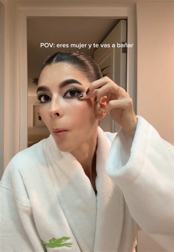 Mi Momento Más Experimento: Pre Shower Makeup