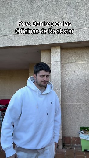 Daniel廊 on Instagram: "Alguien confirma?☺️ @danireprep"