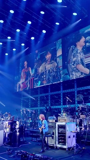 10/5(水)発売 LIVE DVD / Blu-ray & CD 「one-man tour 2021-2022 -Editorial- @ SAITAMA SUPER ARENA」より フジテレビ系『めざましテレビ』テーマソング「HELLO」 #official髭男dism #officialhigedandism #めざましテレビ #HELLO